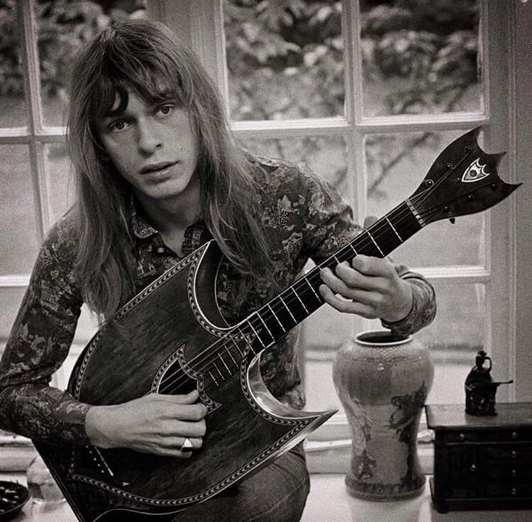 スティーヴ・ハウ : r/yesband