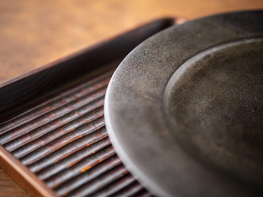 赤木明登｜ ディナー皿・古銀 ～Online Shop｜紅椿それいゆ～