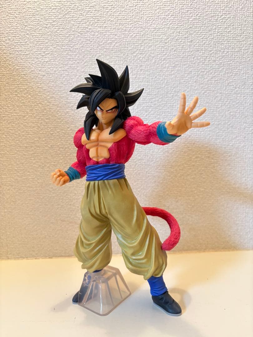 スーパーサイヤ人4 孫悟空 S.H.Figuarts スーパーサイヤ人4孫悟空 | 魂ウェブ