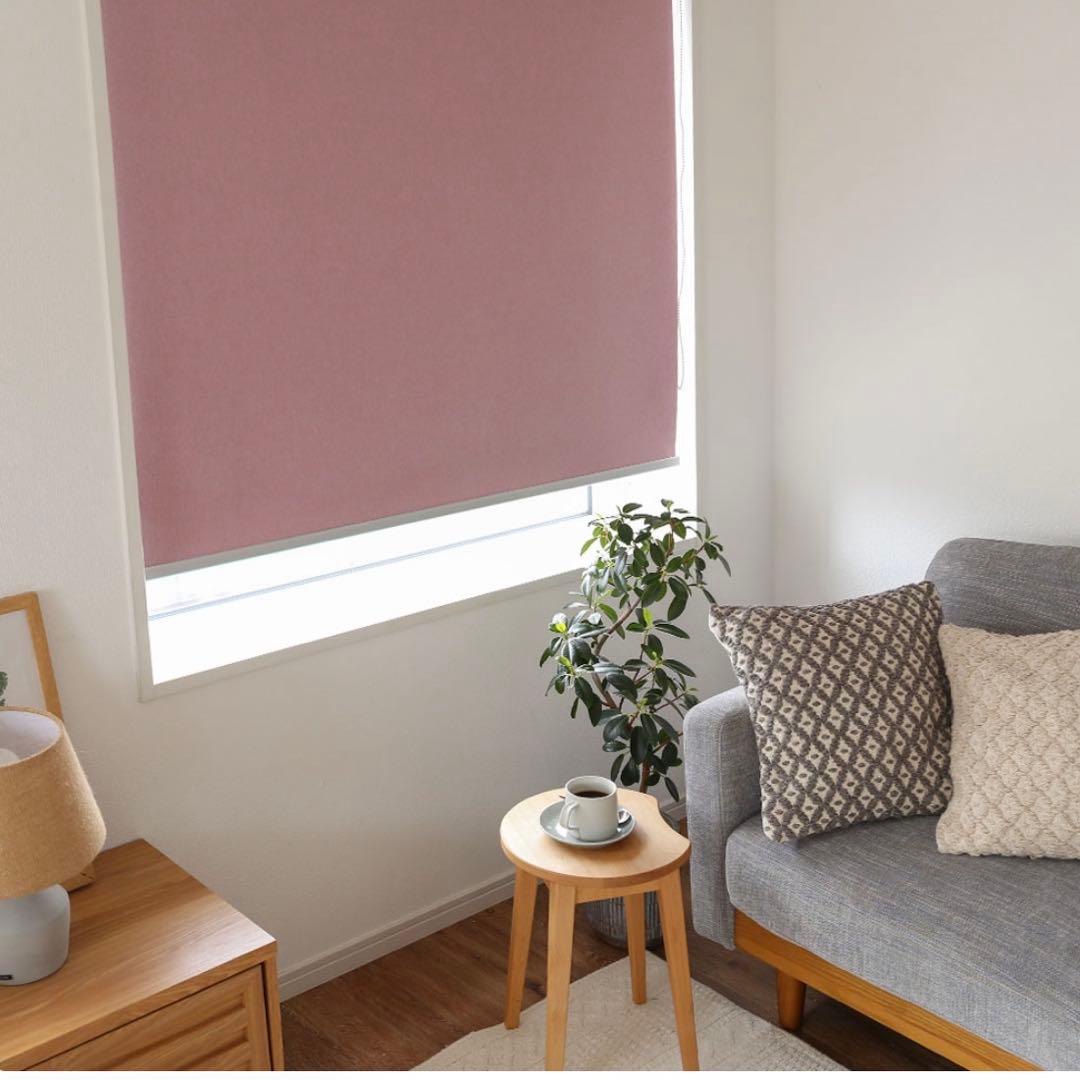 つっぱりロールススクリーン　カーテン ピンク 159cm 楽天市場】【最大9900円クーポン☆マラソン期間】コードレス つっぱり